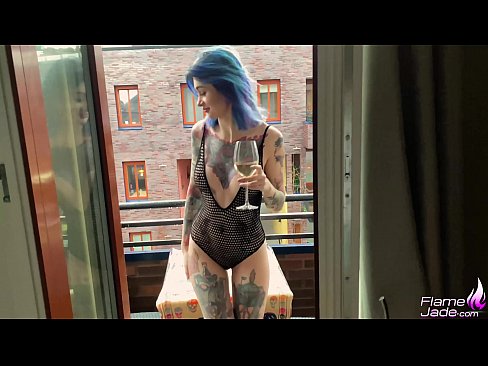 ❤️ Sjajna djevojka siše s gutljajem i strastveno jebe pod otvorenim nebom ❤️❌ Porno na hr.pornburst.ru ❤